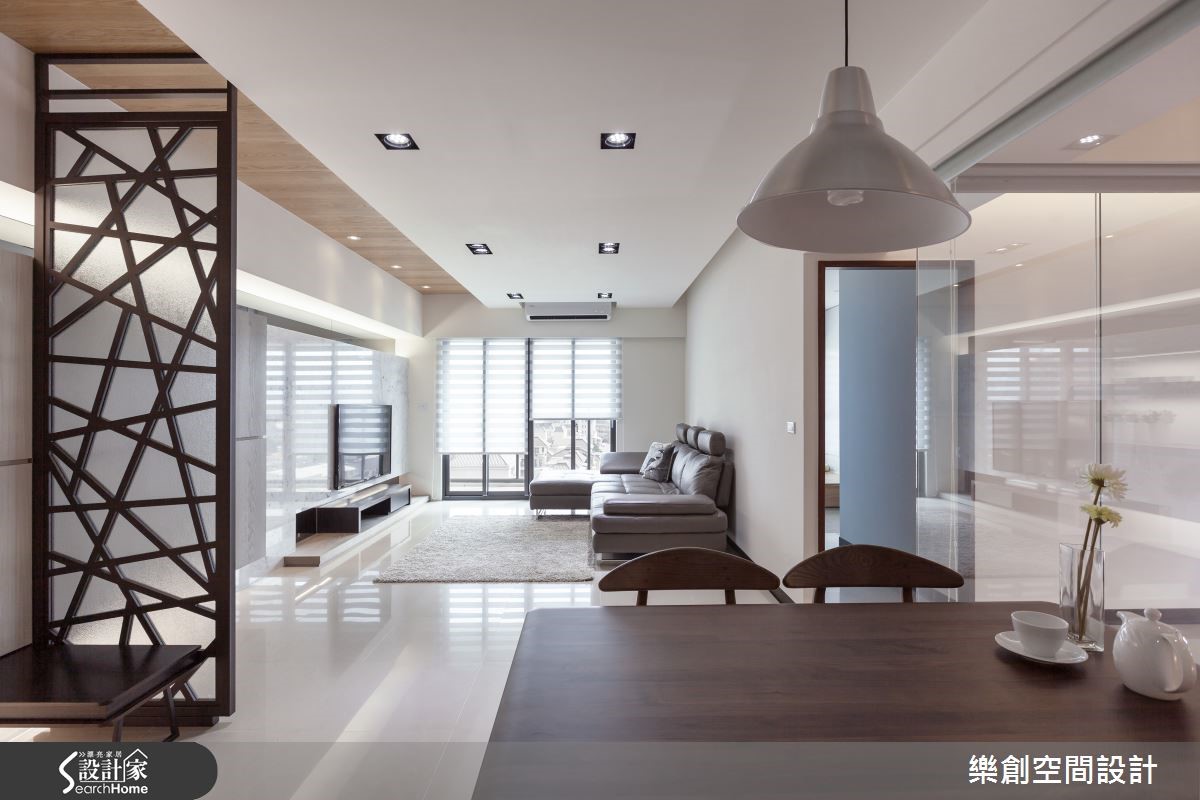 通透材质引采光，三口之家的扩容秘诀